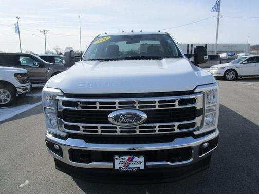 2024 Ford F-350 XLT