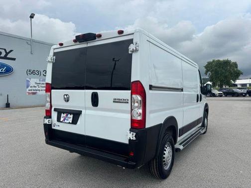 Bright White Clearcoat 2025 RAM ProMaster 2500 Tradesman