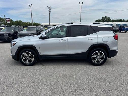 Quicksilver Metallic 2020 GMC Terrain SLT