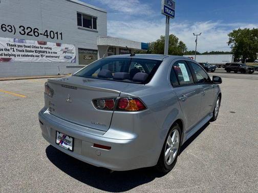 Apex Silver Metallic 2013 Mitsubishi Lancer SE