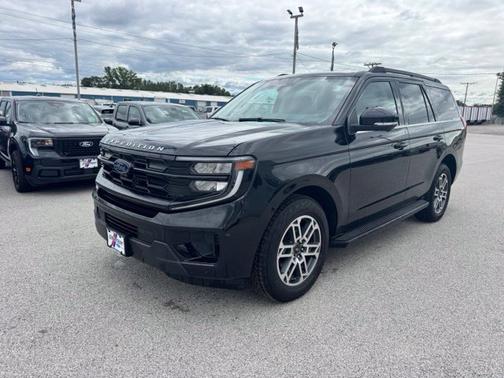 Agate Black Metallic 2026 Ford Expedition Active 4x2