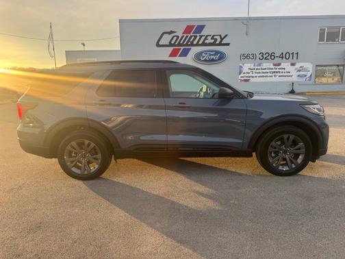 Vapor Blue Metallic 2026 Ford Explorer Active (200A) 4WD