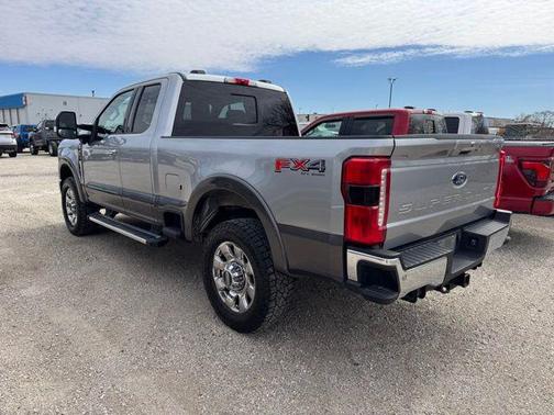 Iconic Silver Metallic 2023 Ford F-350 Lariat