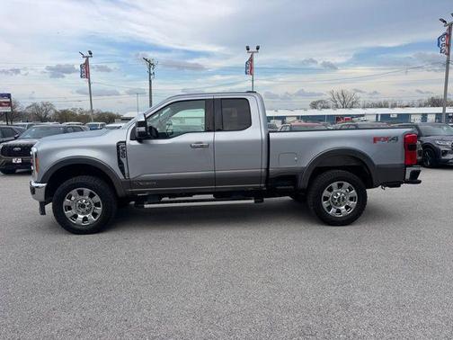Iconic Silver Metallic 2023 Ford F-350 Lariat