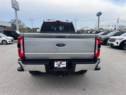 Iconic Silver Metallic 2023 Ford F-350 Lariat