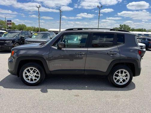 Granite Crystal Metallic Clearcoat 2019 Jeep Renegade Latitude