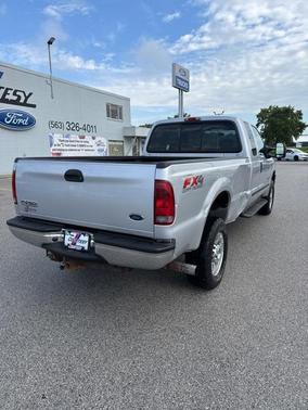 2005 Ford F-350 XLT