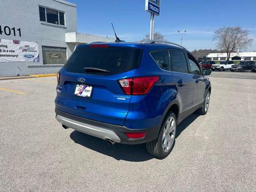 Lightning Blue Metallic 2019 Ford Escape Titanium
