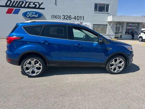 Lightning Blue Metallic 2019 Ford Escape Titanium
