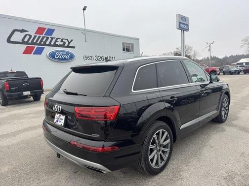 2019 Audi Q7 55 Prestige