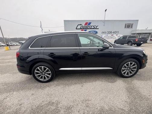 2019 Audi Q7 55 Prestige