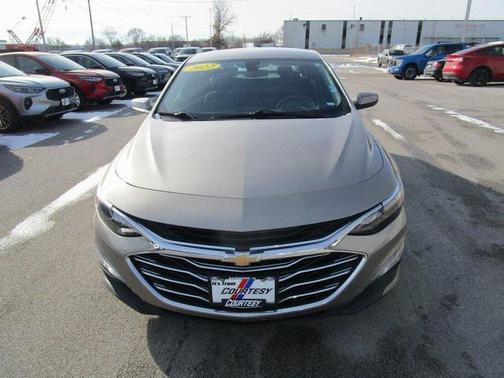 2022 Chevrolet Malibu FWD LT