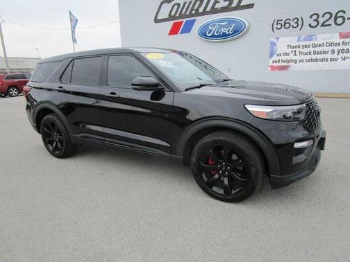 2022 Ford Explorer ST