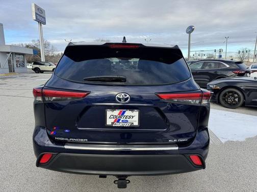 2021 Toyota Highlander XLE
