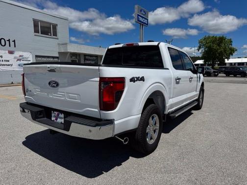 Oxford White 2024 Ford F-150 XLT