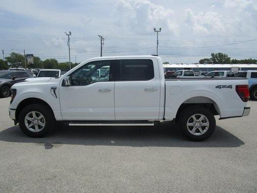 Oxford White 2024 Ford F-150 XLT