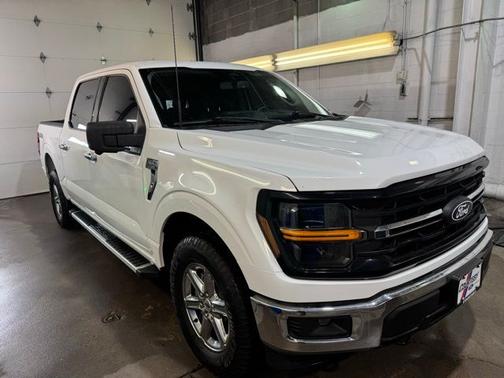 Oxford White 2024 Ford F-150 XLT