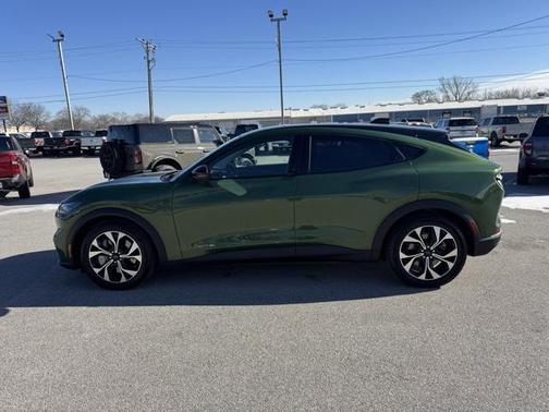 2025 Ford Mustang Mach-E Select