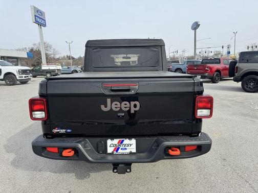 2021 Jeep Gladiator Mojave 4X4