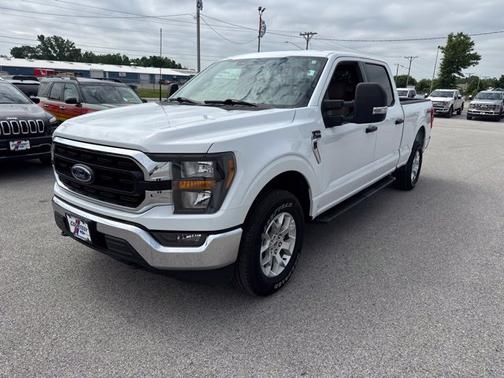 Oxford White 2023 Ford F-150 XLT