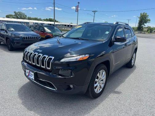 Brilliant Black Crystal Pearlcoat 2015 Jeep Cherokee Limited