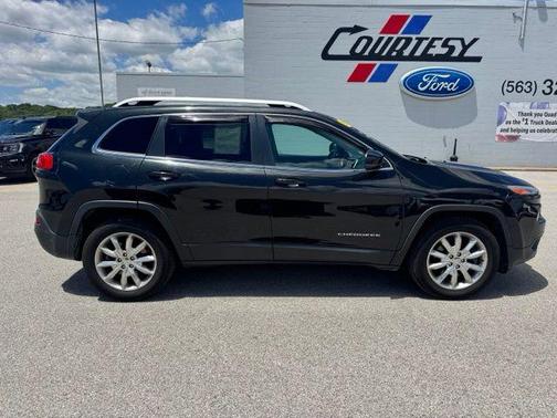 Brilliant Black Crystal Pearlcoat 2015 Jeep Cherokee Limited