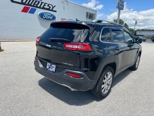 Brilliant Black Crystal Pearlcoat 2015 Jeep Cherokee Limited