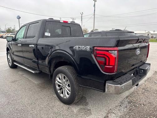 Agate Black Metallic 2026 Ford F-150 Lariat