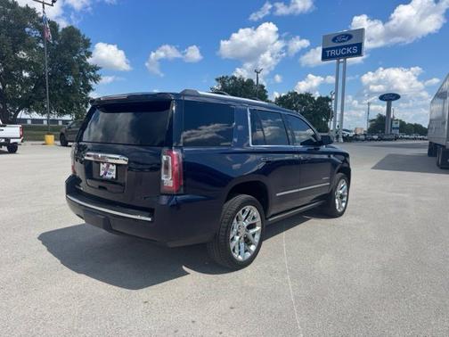 Dark Sapphire Blue Metallic 2018 GMC Yukon Denali