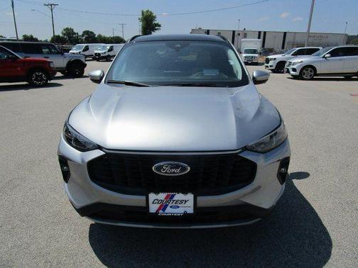 Iconic Silver Metallic 2024 Ford Escape PHEV SE