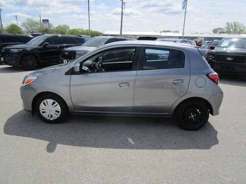2022 Mitsubishi Mirage ES