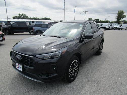 2024 Ford Escape PHEV SE