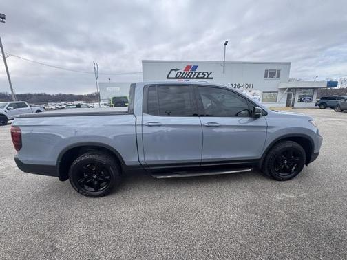 2022 Honda Ridgeline Black