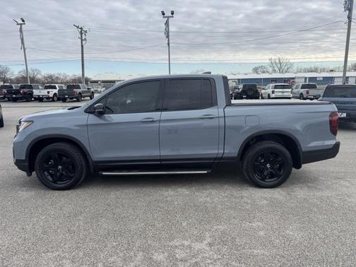 2022 Honda Ridgeline Black