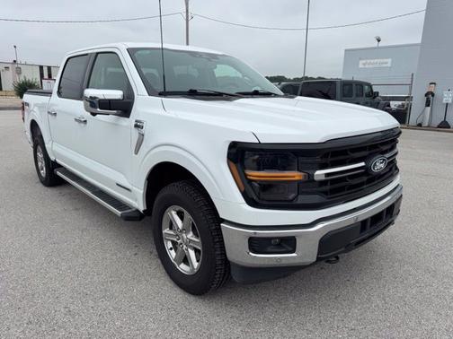 Oxford White 2024 Ford F-150 XLT