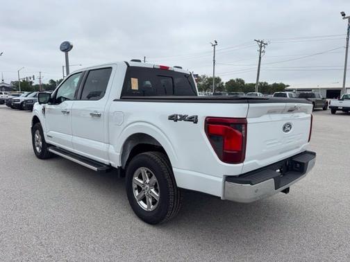 Oxford White 2024 Ford F-150 XLT