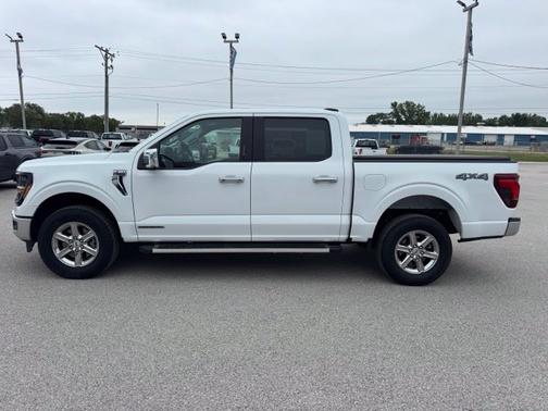 Oxford White 2024 Ford F-150 XLT