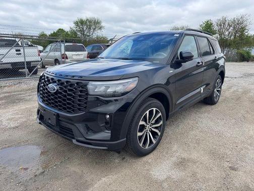 Agate Black Metallic 2026 Ford Explorer ST-Line