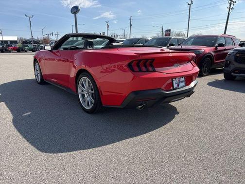 2025 Ford Mustang GT Premium