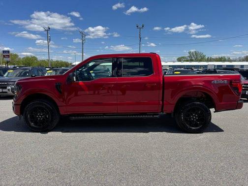 Ruby Red Metallic Tinted Clearcoat 2026 Ford F-150 XLT