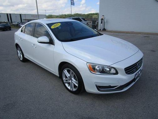 2015 Volvo S60 T5 Premier