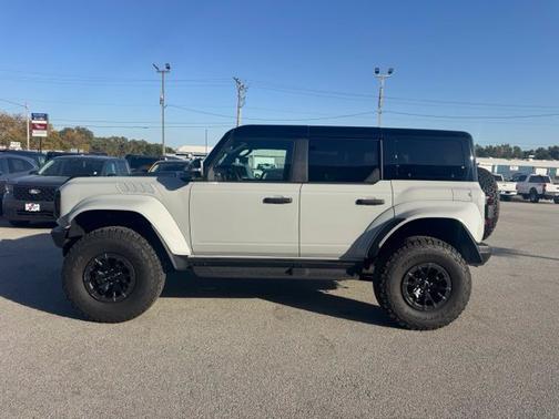 Avalanche 2026 Ford Bronco Base