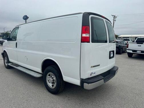 Summit White 2024 Chevrolet Express 2500 Work Van