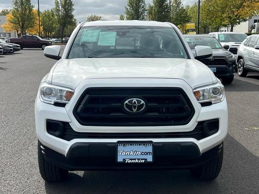2022 Toyota Tacoma SR