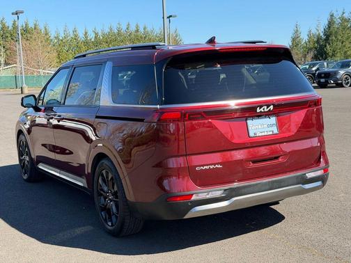 Flare Red 2024 Kia Carnival SX Prestige