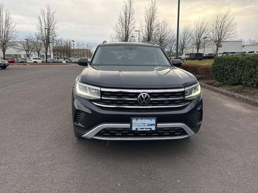 2023 Volkswagen Atlas 3.6L SE w/Technology