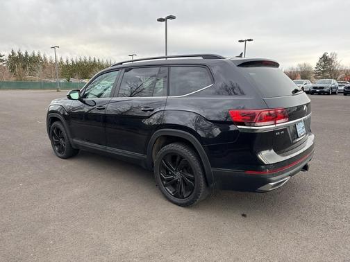 2023 Volkswagen Atlas 3.6L SE w/Technology