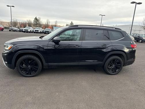 2023 Volkswagen Atlas 3.6L SE w/Technology