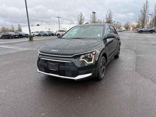 2024 Kia Niro LX