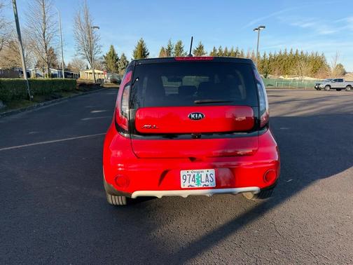 2019 Kia Soul +